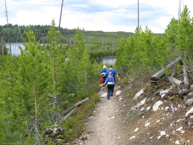 Hiking to Taggart Lake